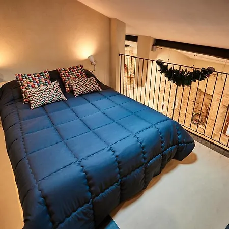 La Civetta, In Historical Center, Free Wifi Apartment *
