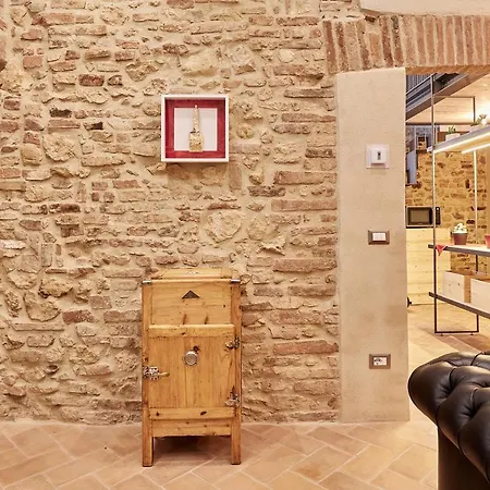 La Civetta, In Historical Center, Free Wifi Apartment Montepulciano