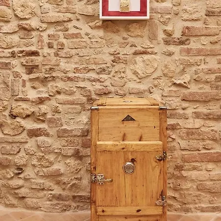 La Civetta, In Historical Center, Free Wifi Apartment *