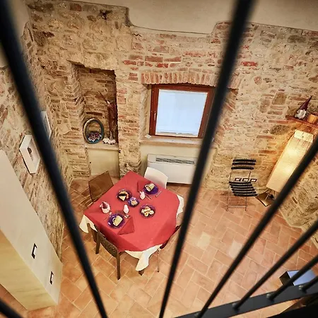 La Civetta, In Historical Center, Free Wifi Appartement *